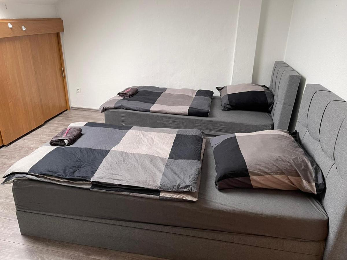 Apartment Gross 4 8 Einzelbetten Stellplatz Wifi *